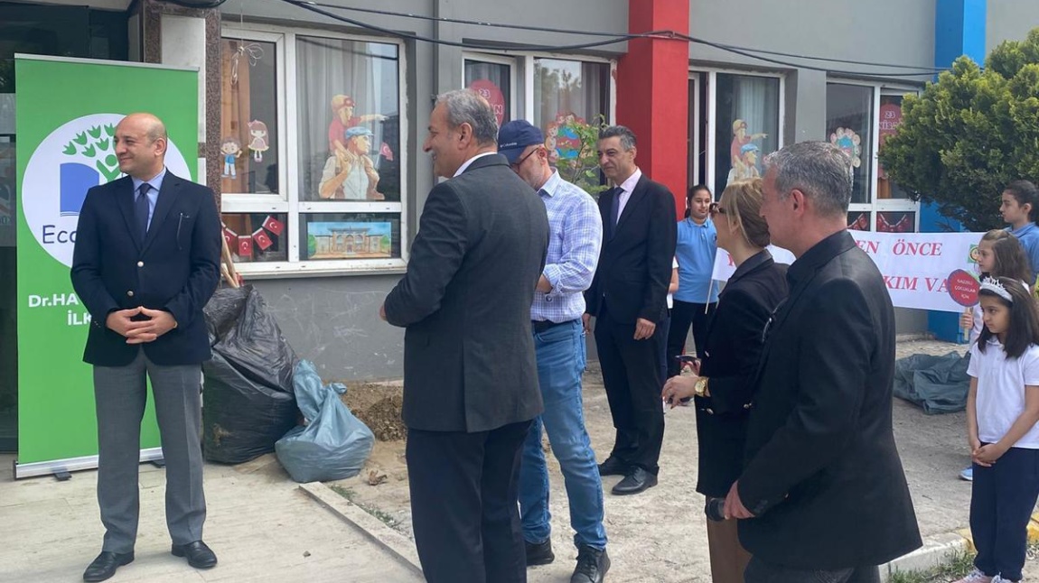 Gazzeli Çocuklar için Fidan Dikim Etkinliği